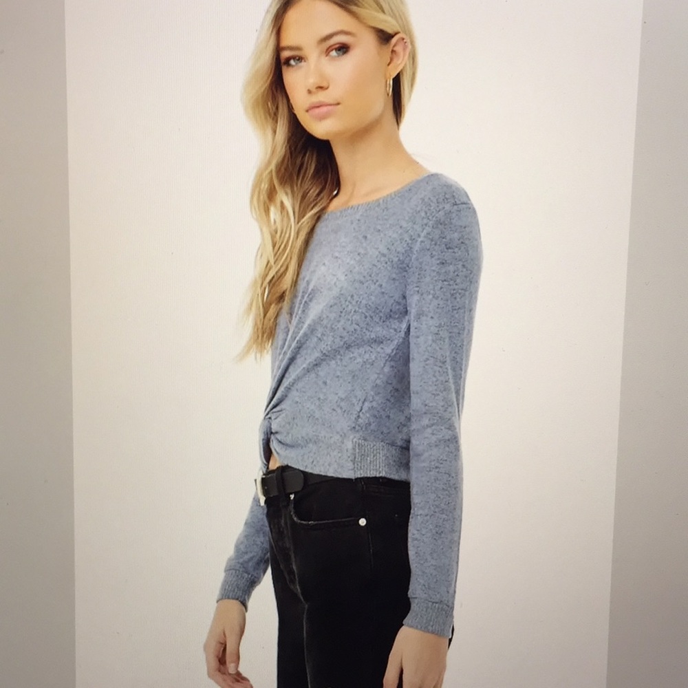 💖NWT!! MARLED TWIST-FRONT TOP - Picture 2 of 7